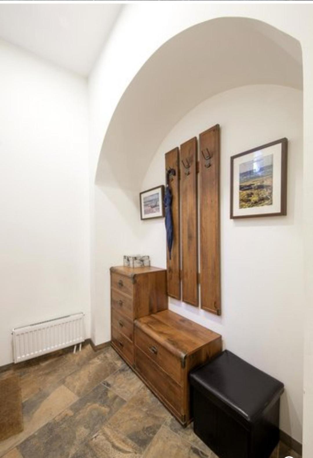 Happy Inn Toto Old Town, Self Check, Parking In The Yard, Vilnius Luaran gambar