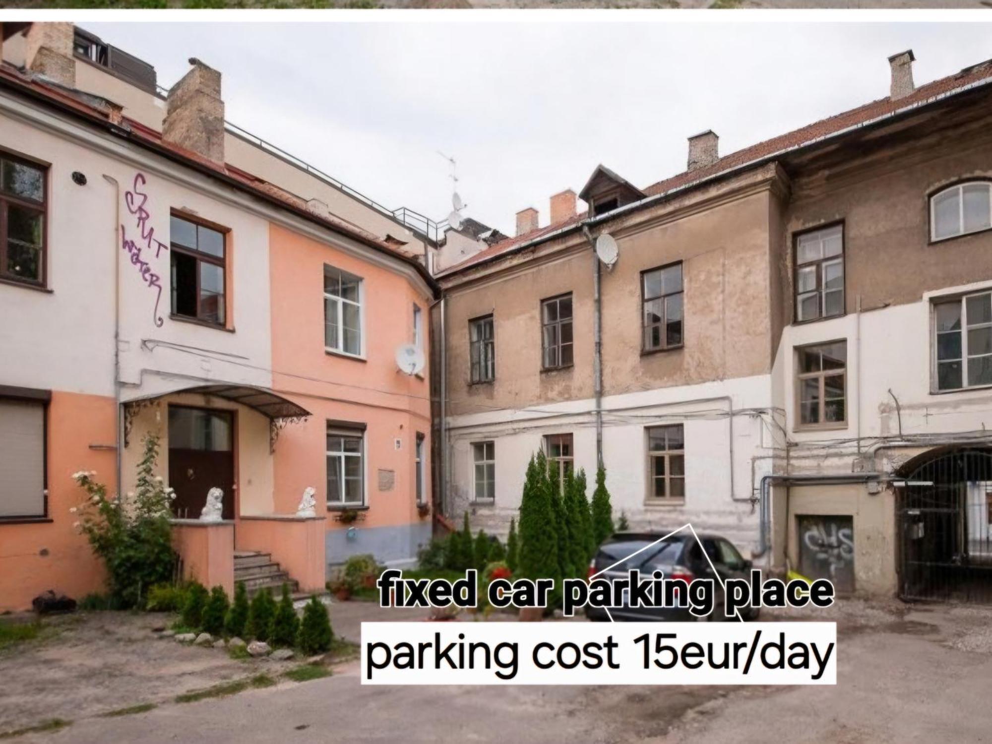 Happy Inn Toto Old Town, Self Check, Parking In The Yard, Vilnius Luaran gambar
